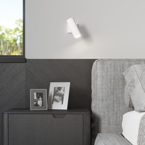 Wall Lamp DIREZIONE White Bittersweet Shimmer DIREZIONE